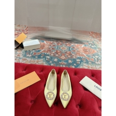 LV flat shoes